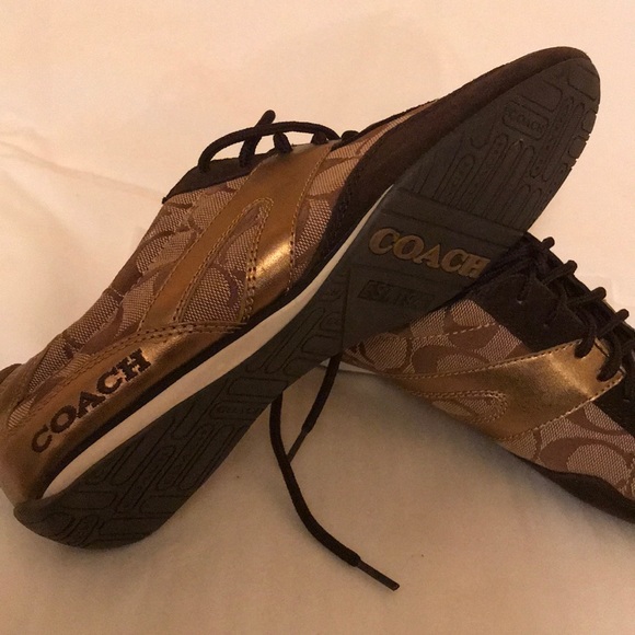 Shoes - Picture 3 of 3